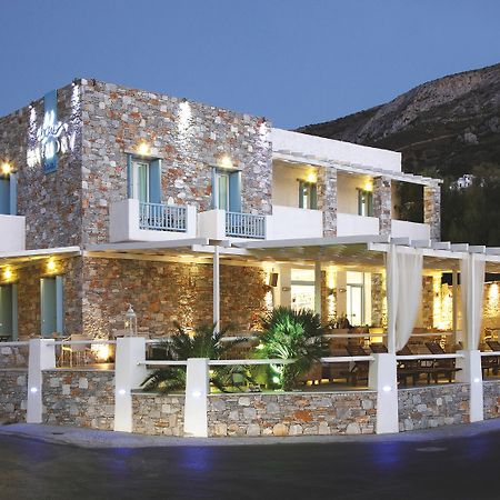 Blue Harmony Hotel Kini Extérieur photo