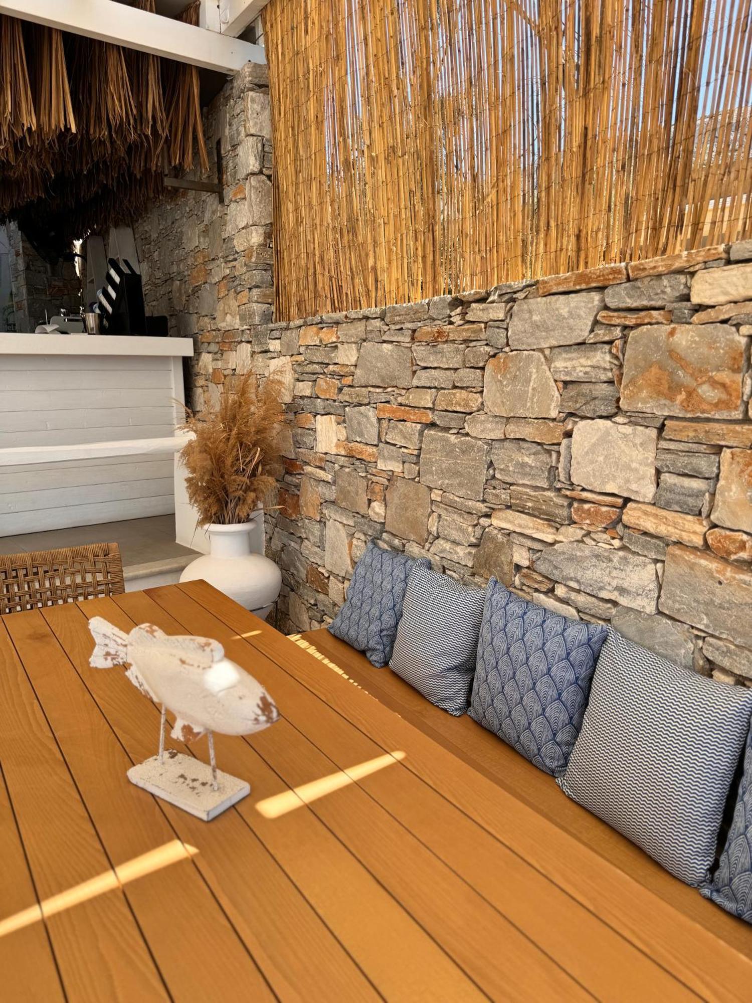 Blue Harmony Hotel Kini Extérieur photo