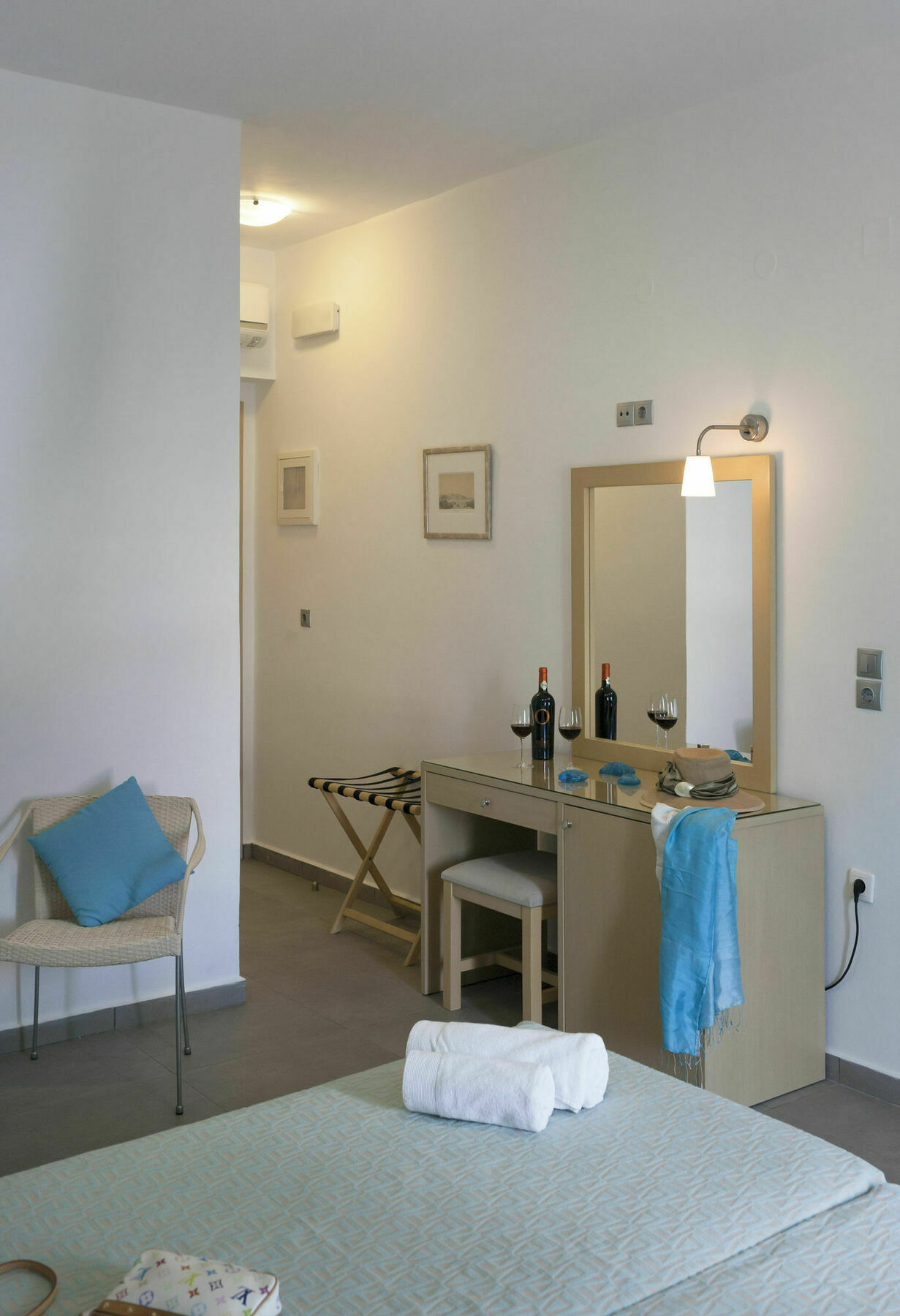 Blue Harmony Hotel Kini Extérieur photo