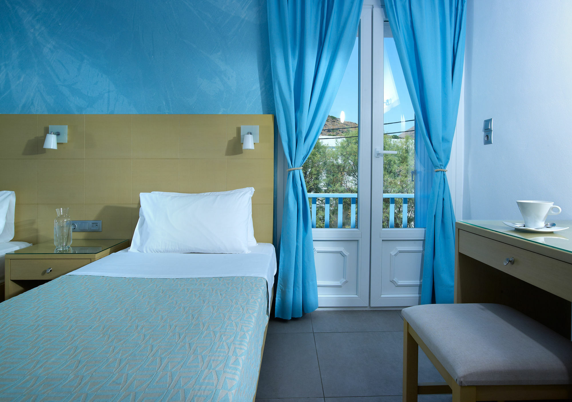 Blue Harmony Hotel Kini Extérieur photo
