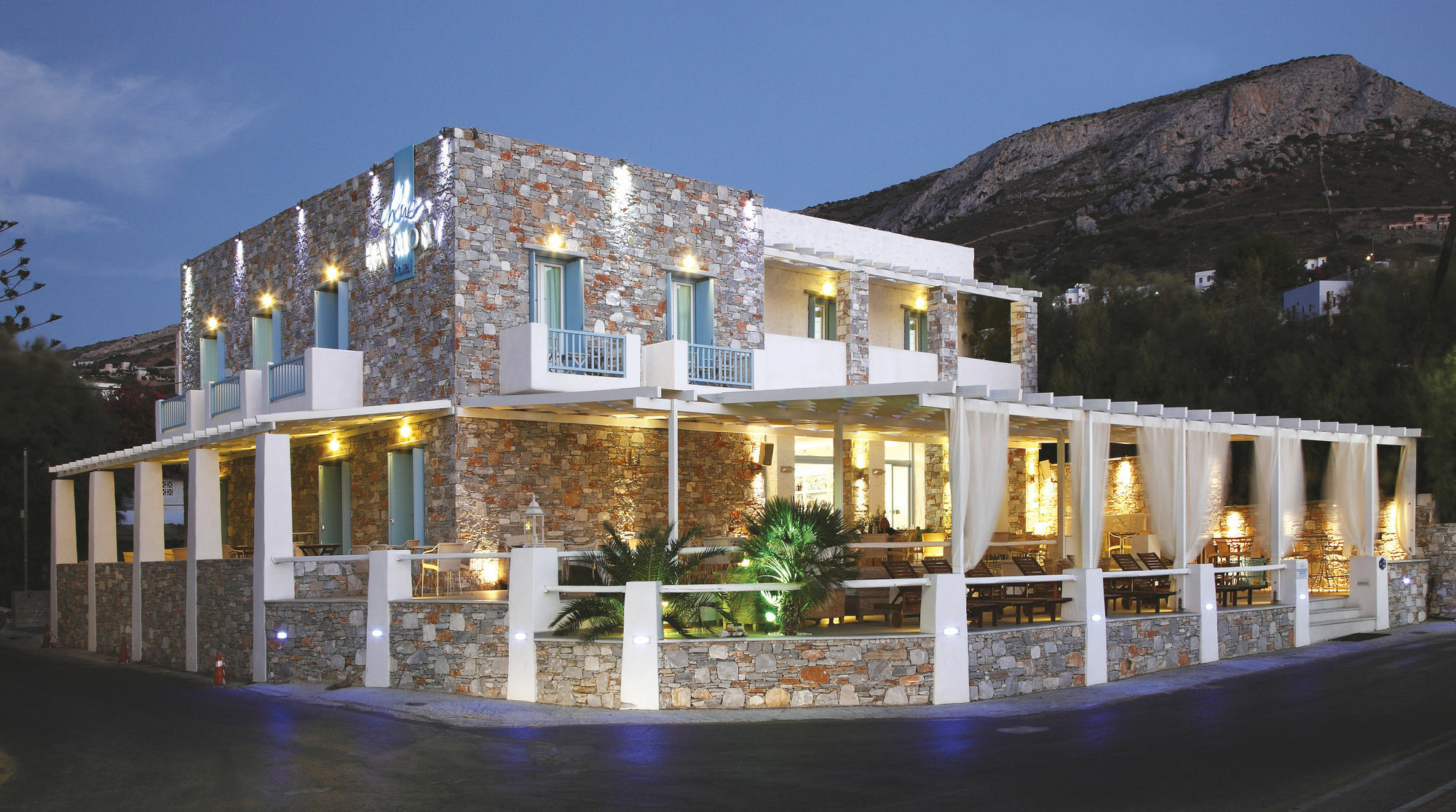 Blue Harmony Hotel Kini Extérieur photo